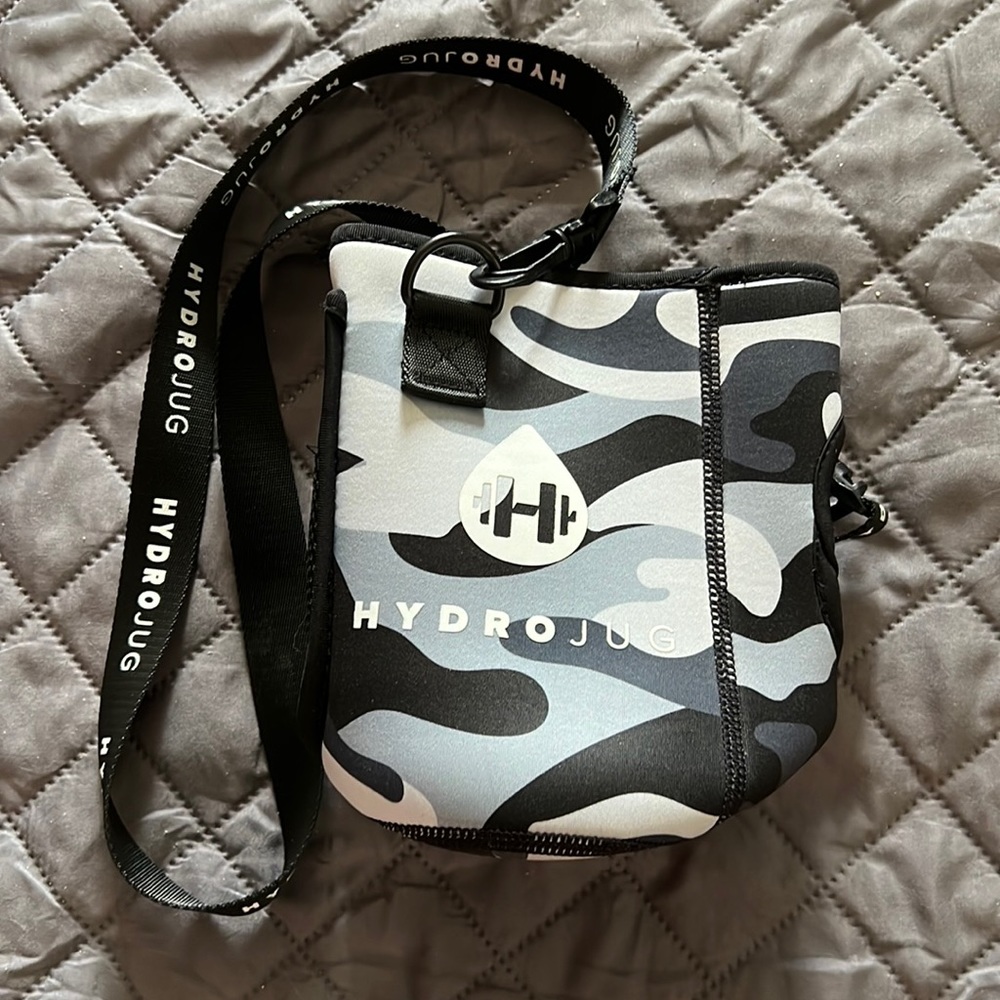 Hydrojug camo sleeve